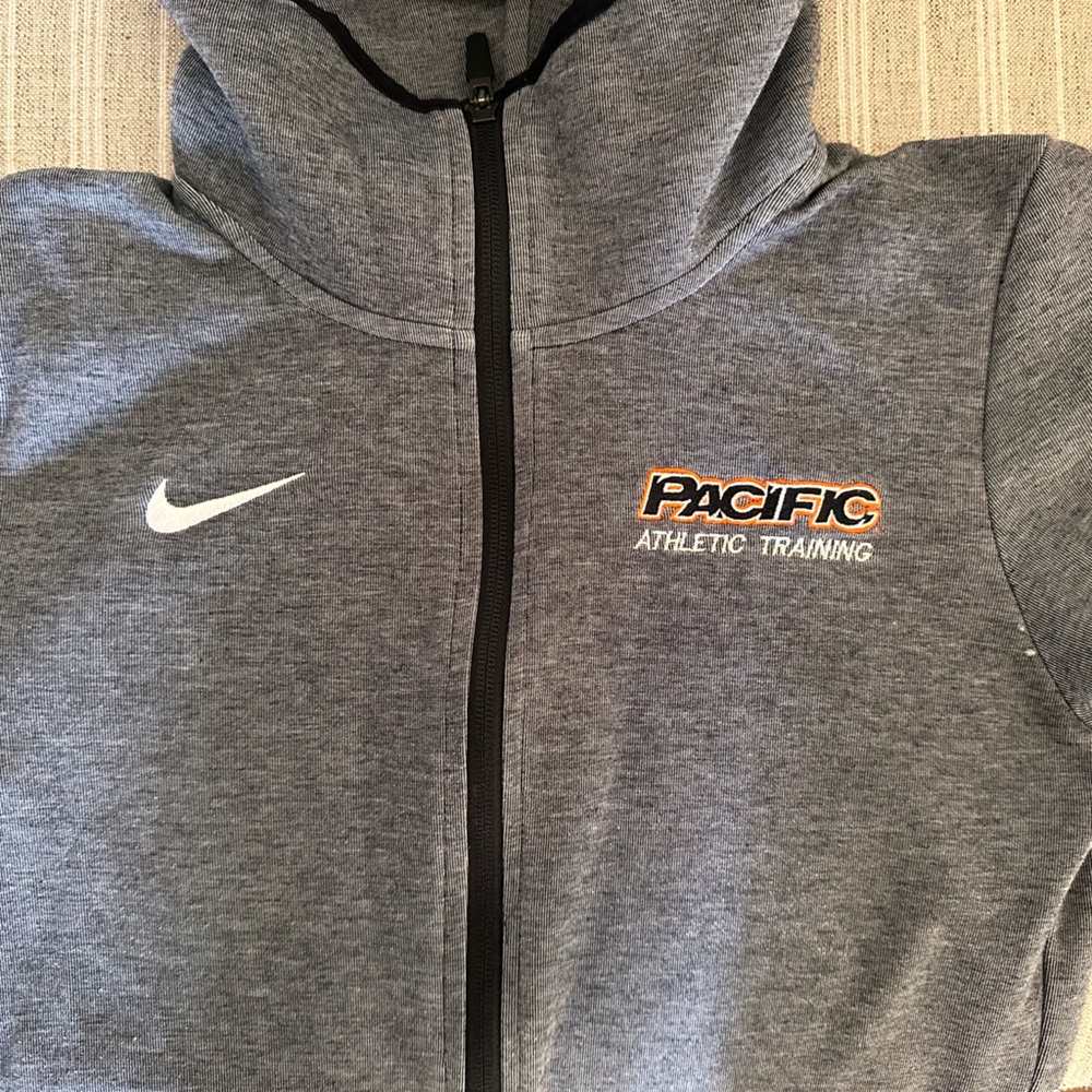 Nike Dri-Fit Heather Gray Athletic Jacket with University of The Pacific Logo